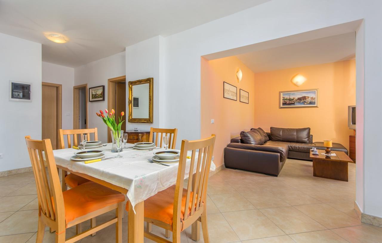 Apartment Riva Poreč Buitenkant foto